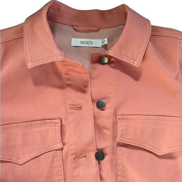 Ricki’s stretch cotton jacket in a size XS.  
Jean jacket style.  Ex Cond - Picture 6 of 8
